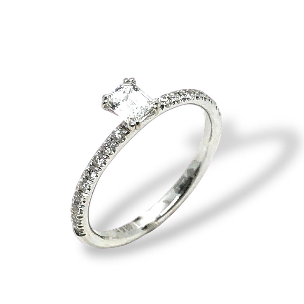 Anello