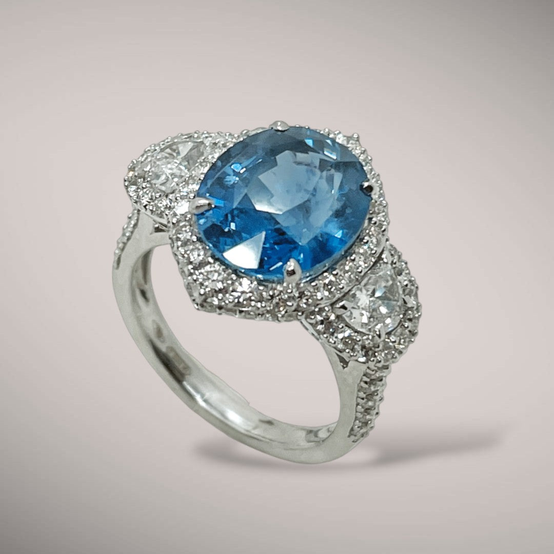 Anello  con zaffiro ct7,00 certificato non trattato e diamanti  ct1,74