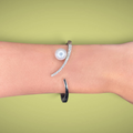 Bracciale  con diamanti taglio brillante ct0,29 F VS e perla australiana naturale coltivata
