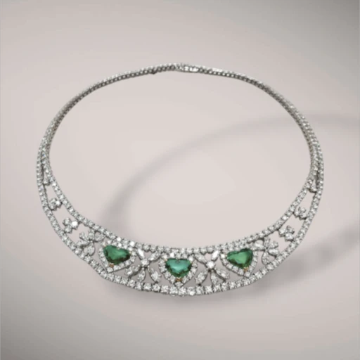 Collana con diamanti e smeraldi colombiani non trattati certificati