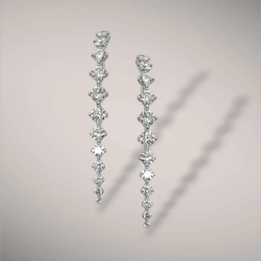 Orecchini in oro kt18 con diamanti taglio brillante ct2,57